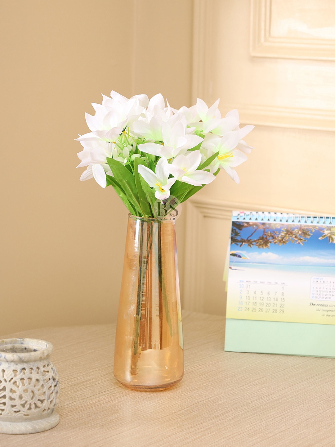 

BS AMOR White & Green 2 Pcs Lily bunch