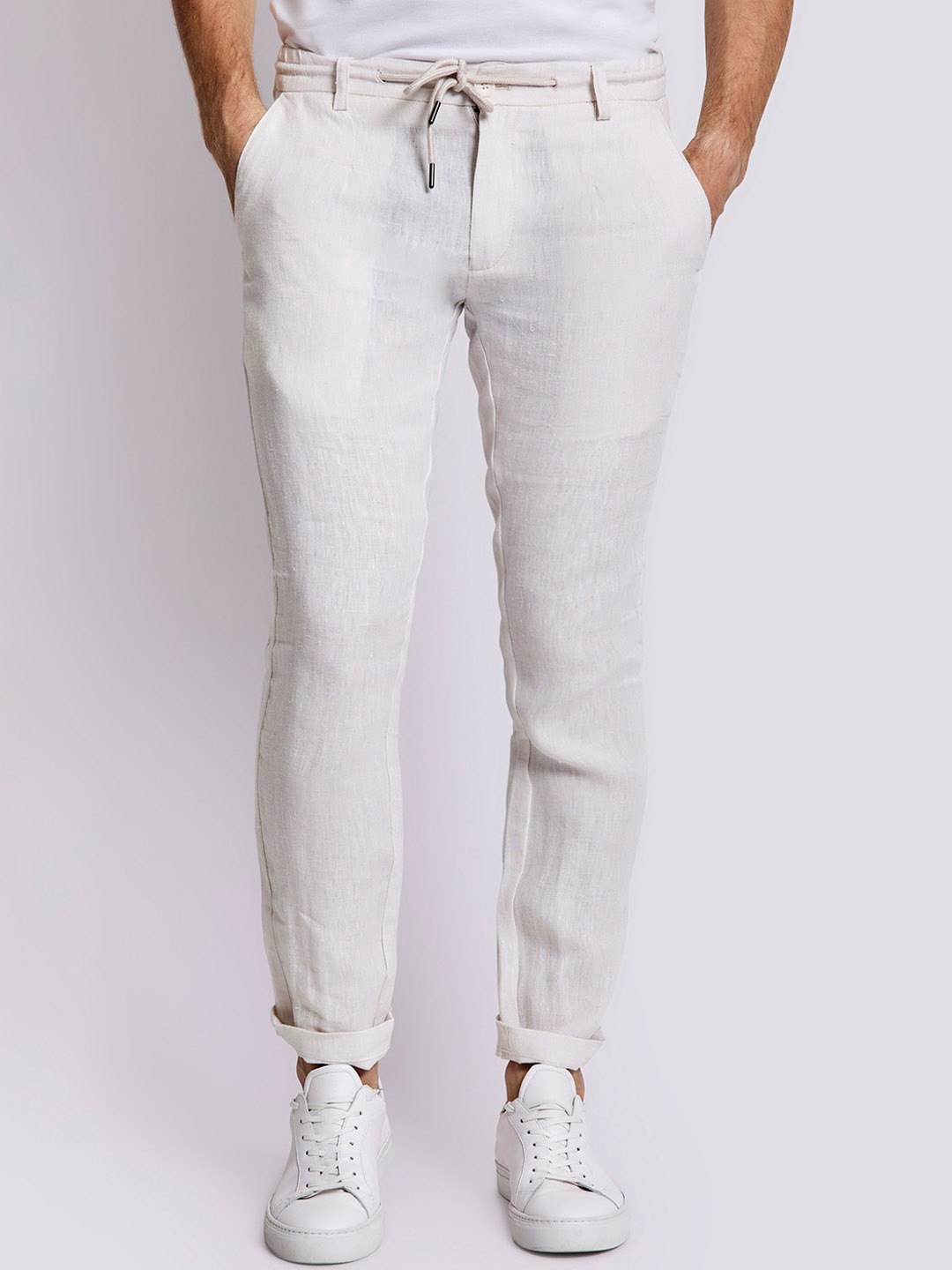 

Bruun & Stengade Men Slim Fit Pure Linen Chinos Trousers, Off white