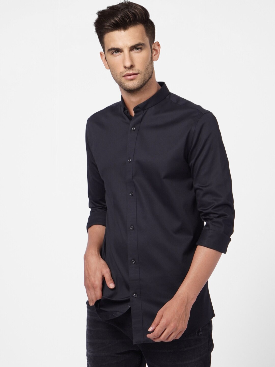 

Jack & Jones Men Spread Collar Cotton Casual Shirt, Black