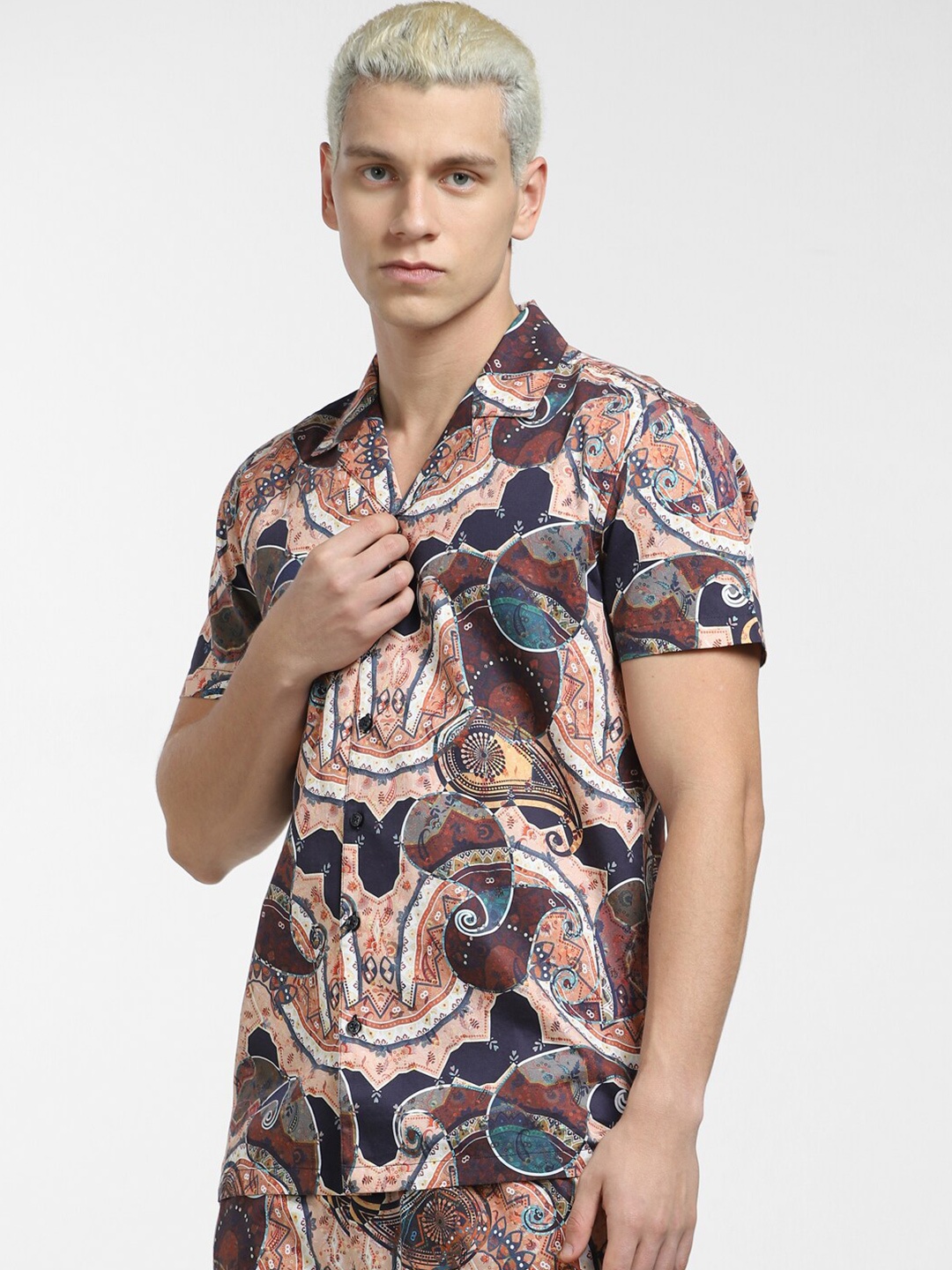 

Jack & Jones Men Printed Casual Cotton Shirt, Peach