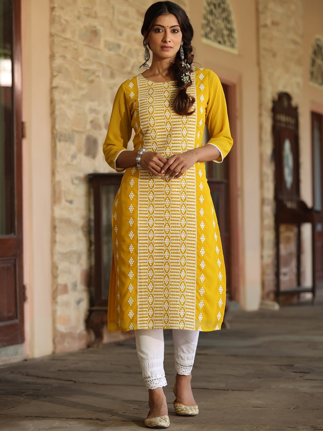 

Juniper Women Ethnic Motifs Embroidered Georgette Kurta, Yellow