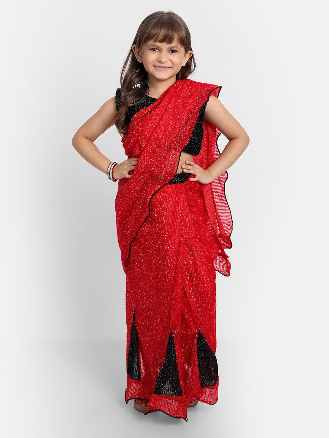 

LOOKS AND LIKES Girls Embellished Ready To Wear Lycra Saree, Red
