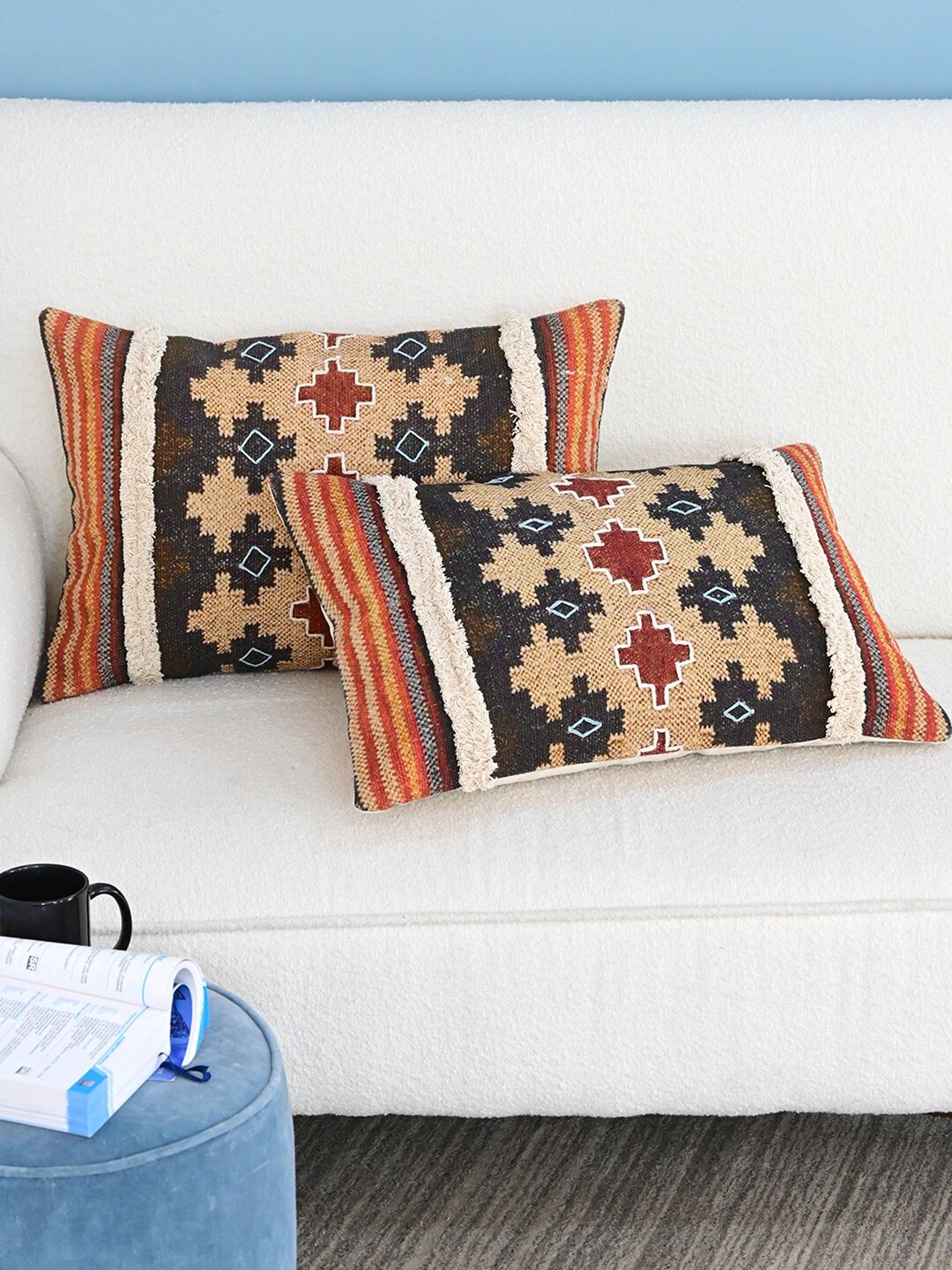 

Art Avenue Brown & Red Geometric Cotton Square Cushion Cover