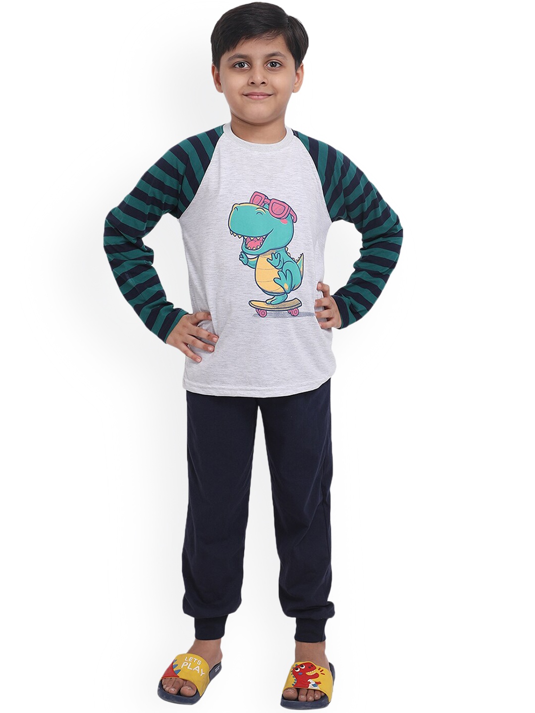

Ninos Dreams Boys Graphic Printed Night Suit, Grey melange