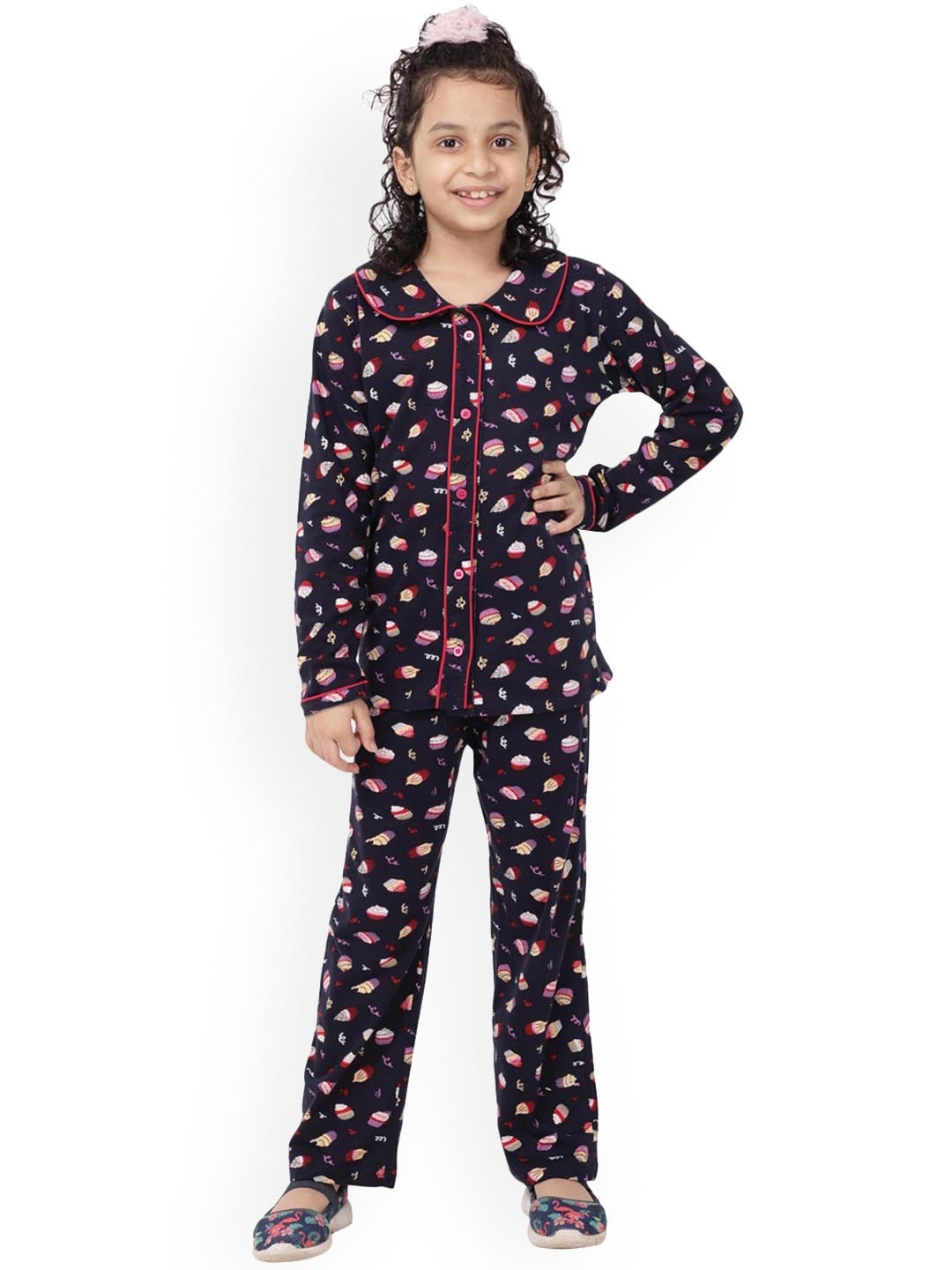 

Ninos Dreams Girls Conversational Printed Night Suit, Black