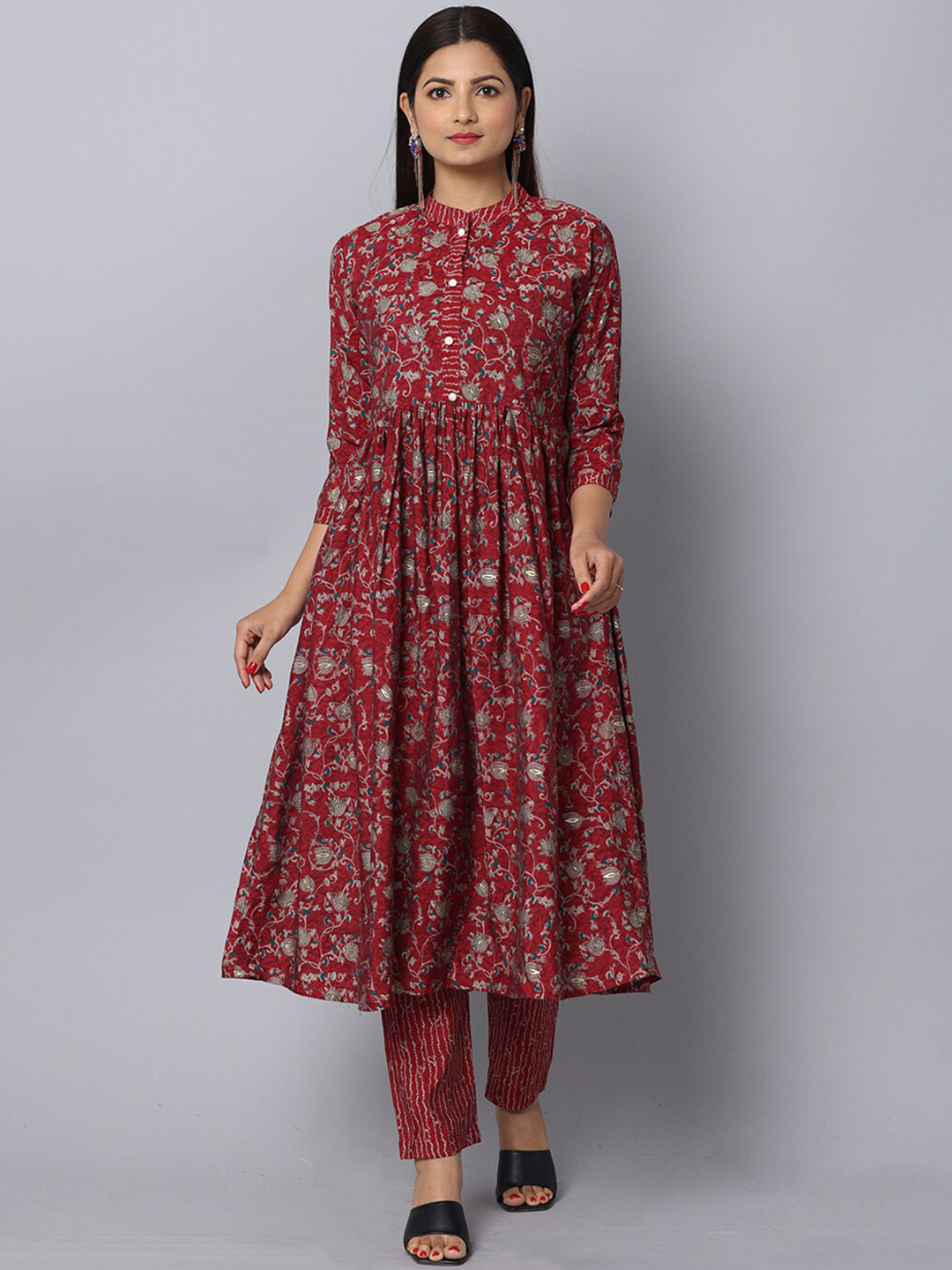 

NAYRA Women Ethnic Motifs Printed Pleated Pure Cotton Kurta with Trousers, Red