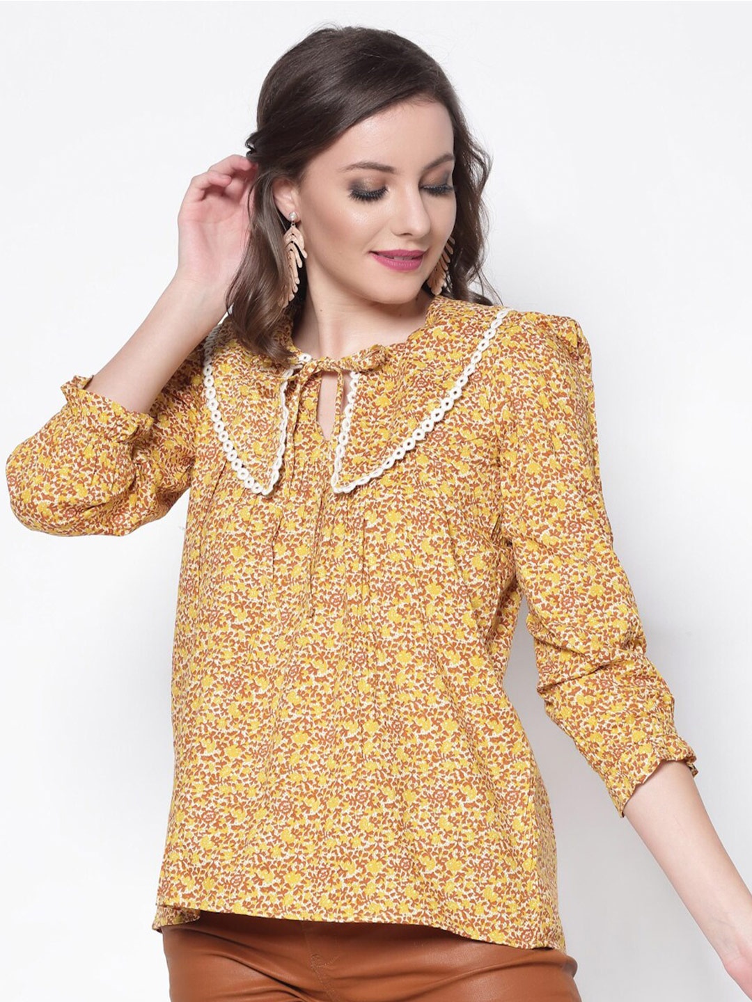 

Sera Floral Print Tie-Up Neck Chiffon Top, Yellow