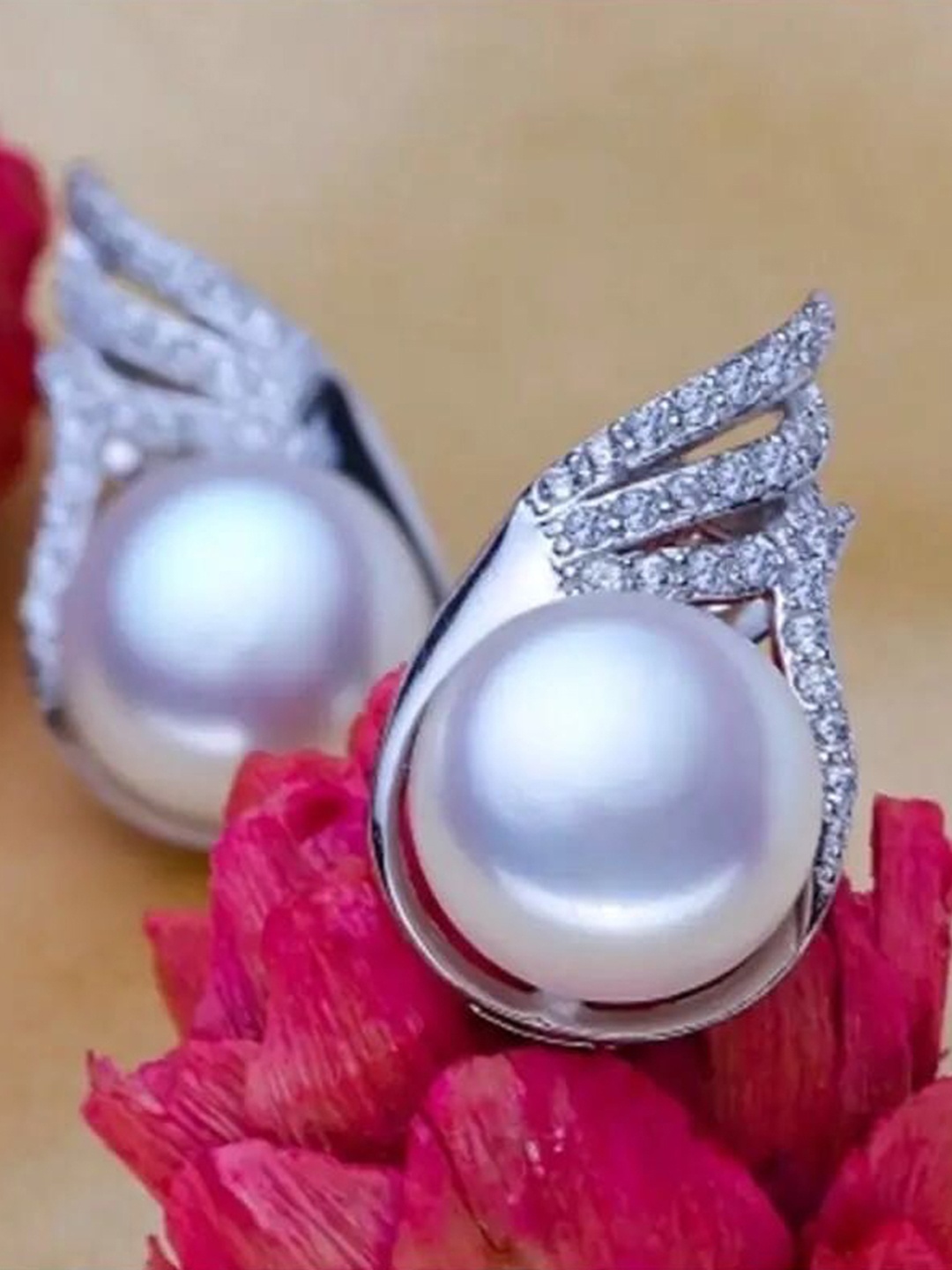 

Shining Diva Fashion Contemporary Studs Earrings, Silver