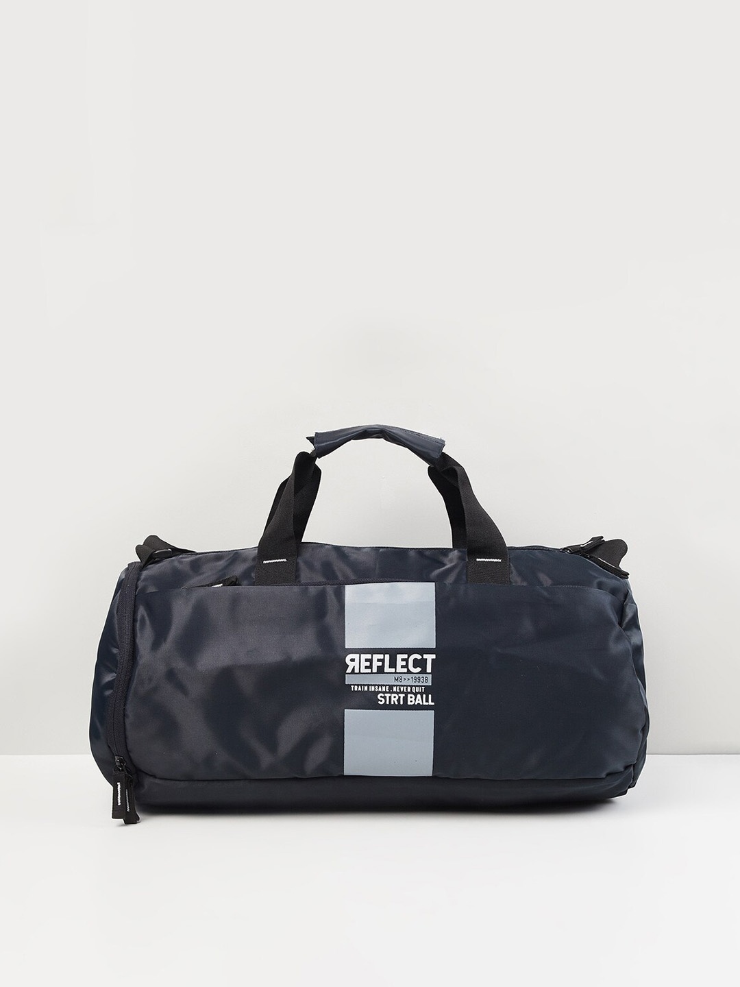 

max Women Printed Detailed Duffel Bag, Navy blue