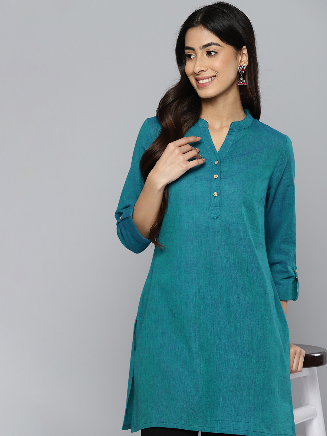 

HERE&NOW Pure Cotton Roll-Up Sleeves Straight Kurti, Blue