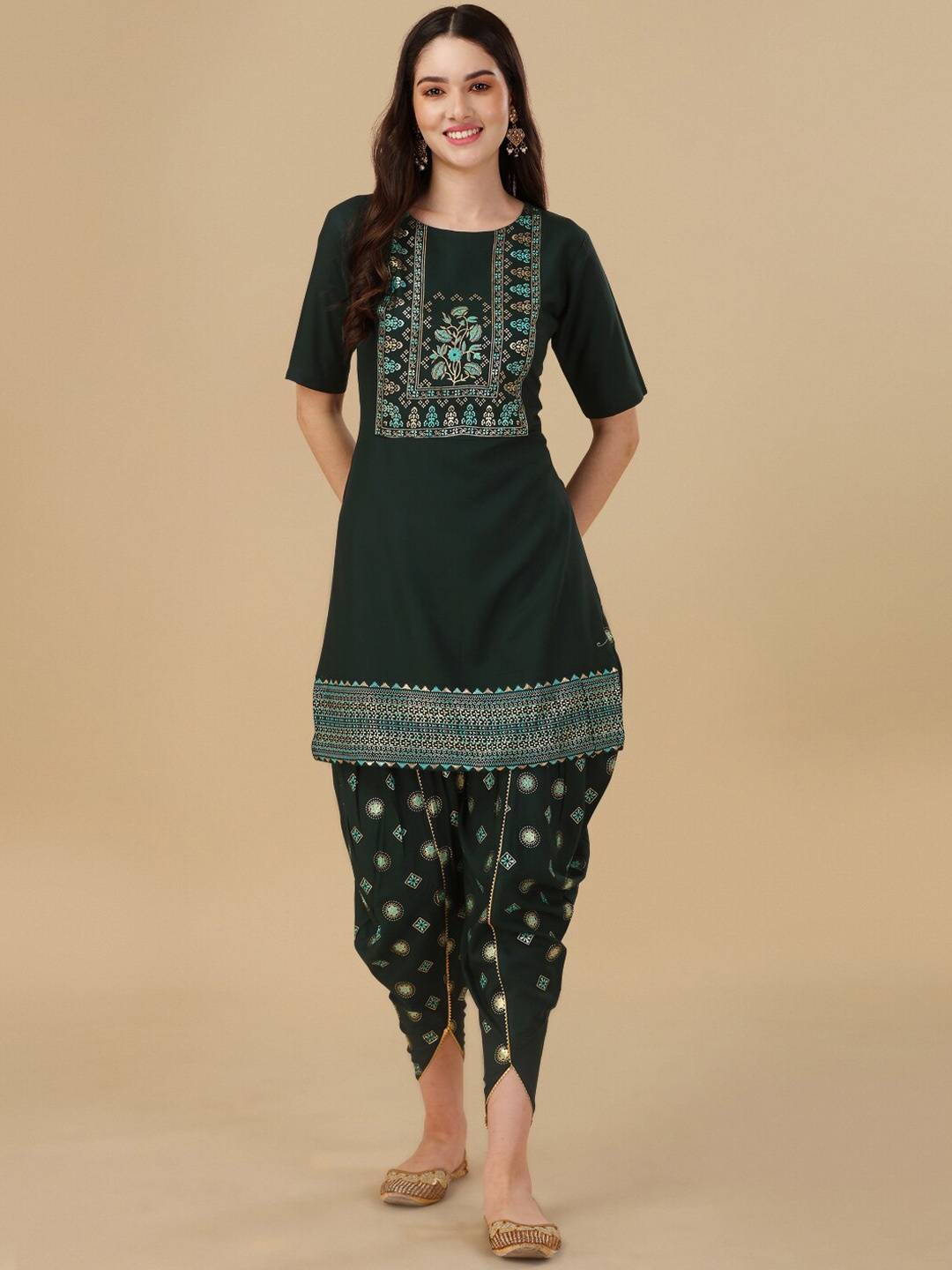 

GUFRINA Women Ethnic Motifs Printed Kurti with Dhoti Pants, Green