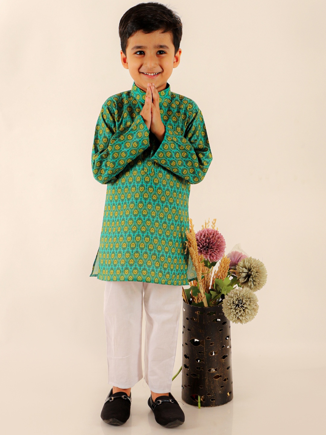 

Superminis Boys Ethnic Motifs Printed Pure Cotton Kurta with Pyjamas, Green