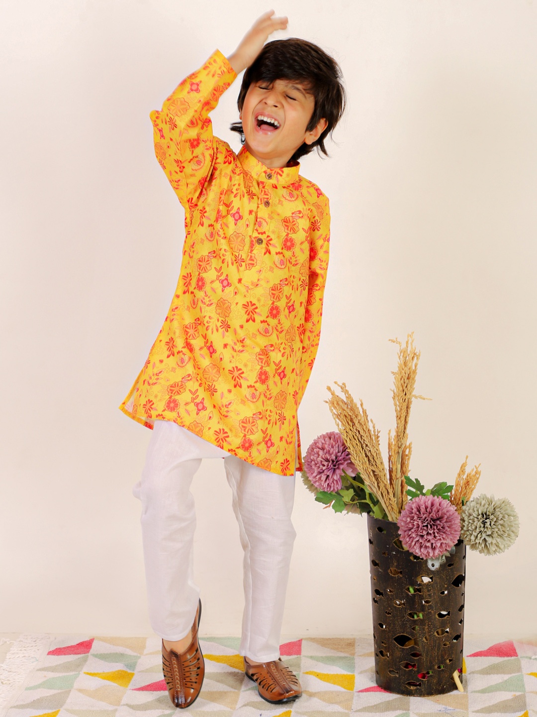 

Superminis Boys Floral Printed Pure Cotton Kurta with Pyjamas, Mustard
