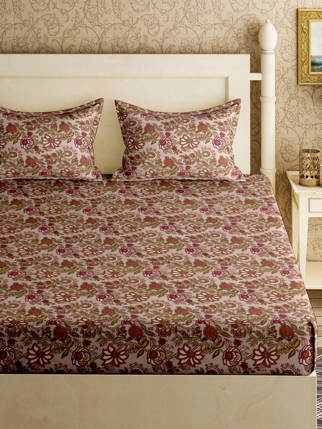 

BELLA CASA Classic Collection Green & Pink 210 TC Flat Queen Bedsheet With 2 Pillow Covers