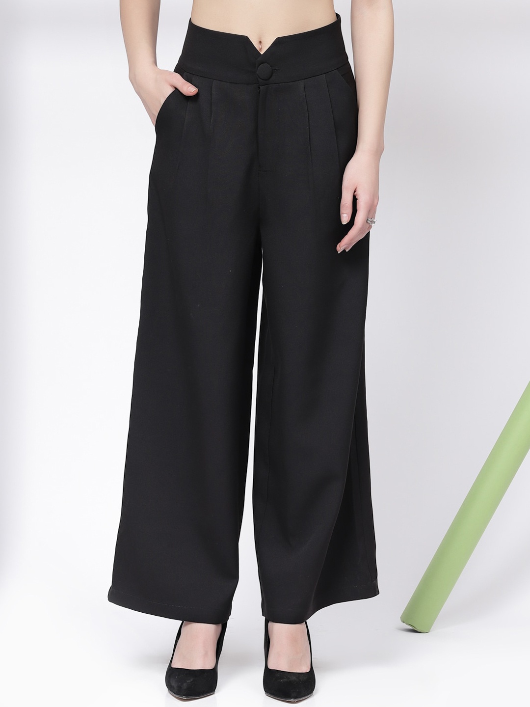 

KASSUALLY Women High-Rise Easy Wash Pleated Trousers, Black