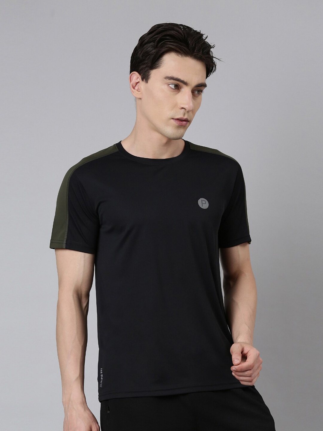 

Pepe Jeans Men Round Neck Training Or Gym T-shirt, Black