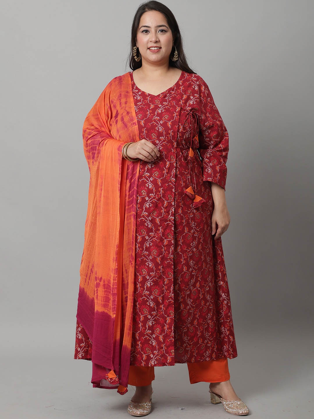 

Rajnandini Women Plus Size Printed Angrakha Pure Cotton Kurta with Trousers & Dupatta, Maroon