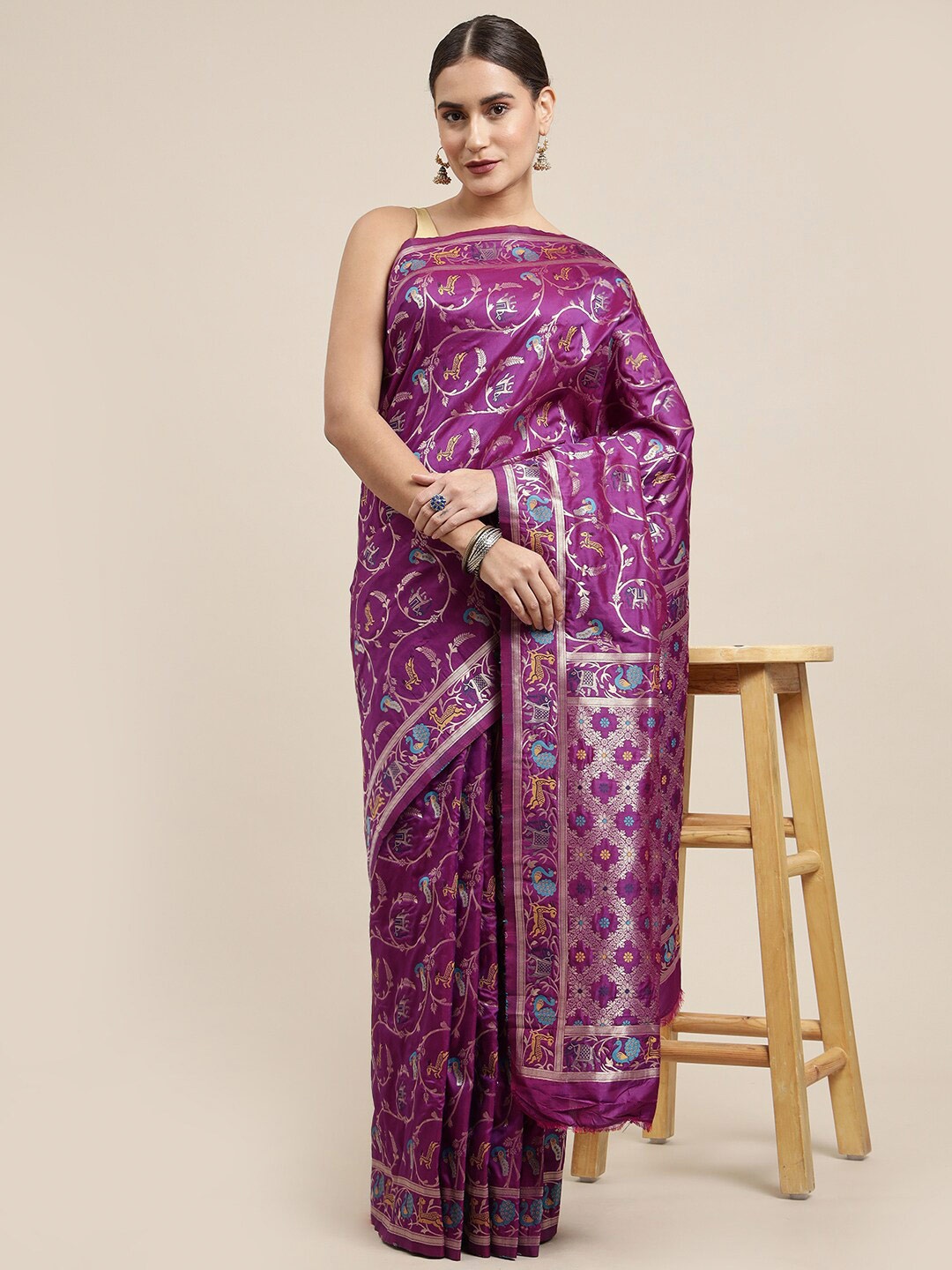 

Royal Rajgharana Saree Ethnic Motifs Woven Design Zari Pure Silk Banarasi Sarees, Purple