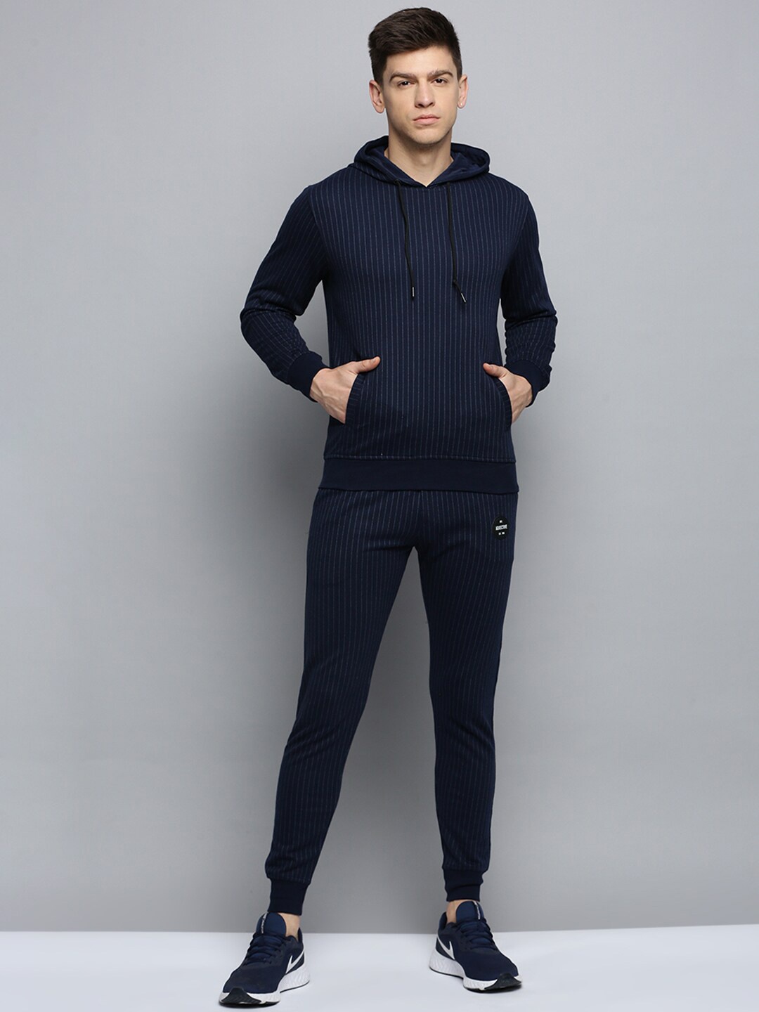 

SHOWOFF Men Striped Cotton Hooded Tracksuits, Navy blue