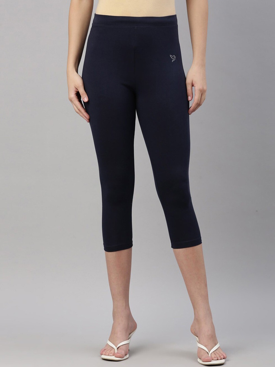 

TWIN BIRDS Women Solid Skinny Fit Three-Fourth Length Stretch Cotton Capri Legging, Navy blue