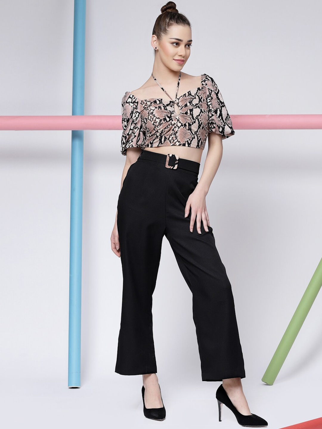 

KASSUALLY Women Printed Cropped Top & Trouser Co-Ords, Black