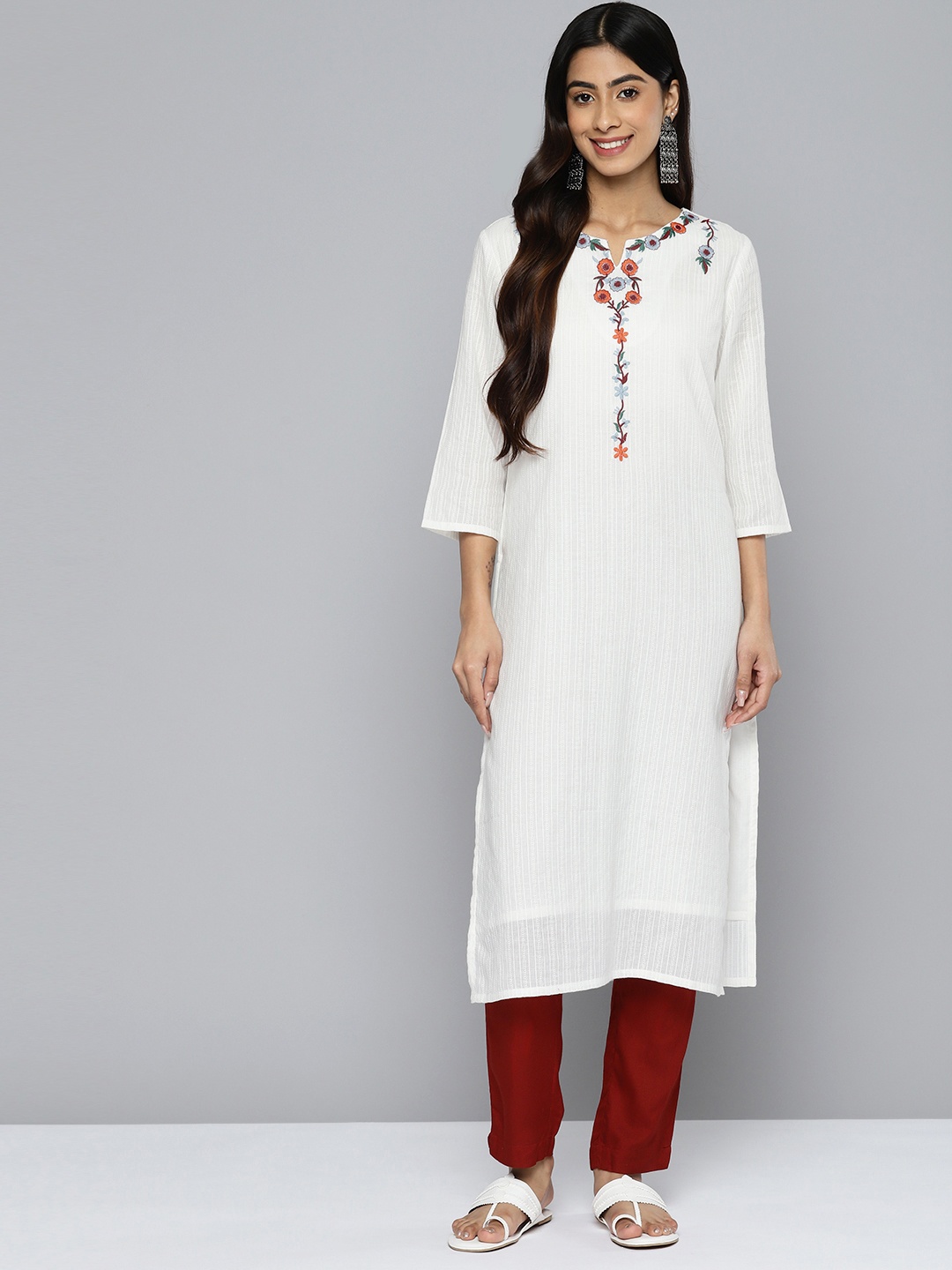 

HERE&NOW Floral Yoke Design Thread Work Detail Pure Cotton Straight Kurta, White