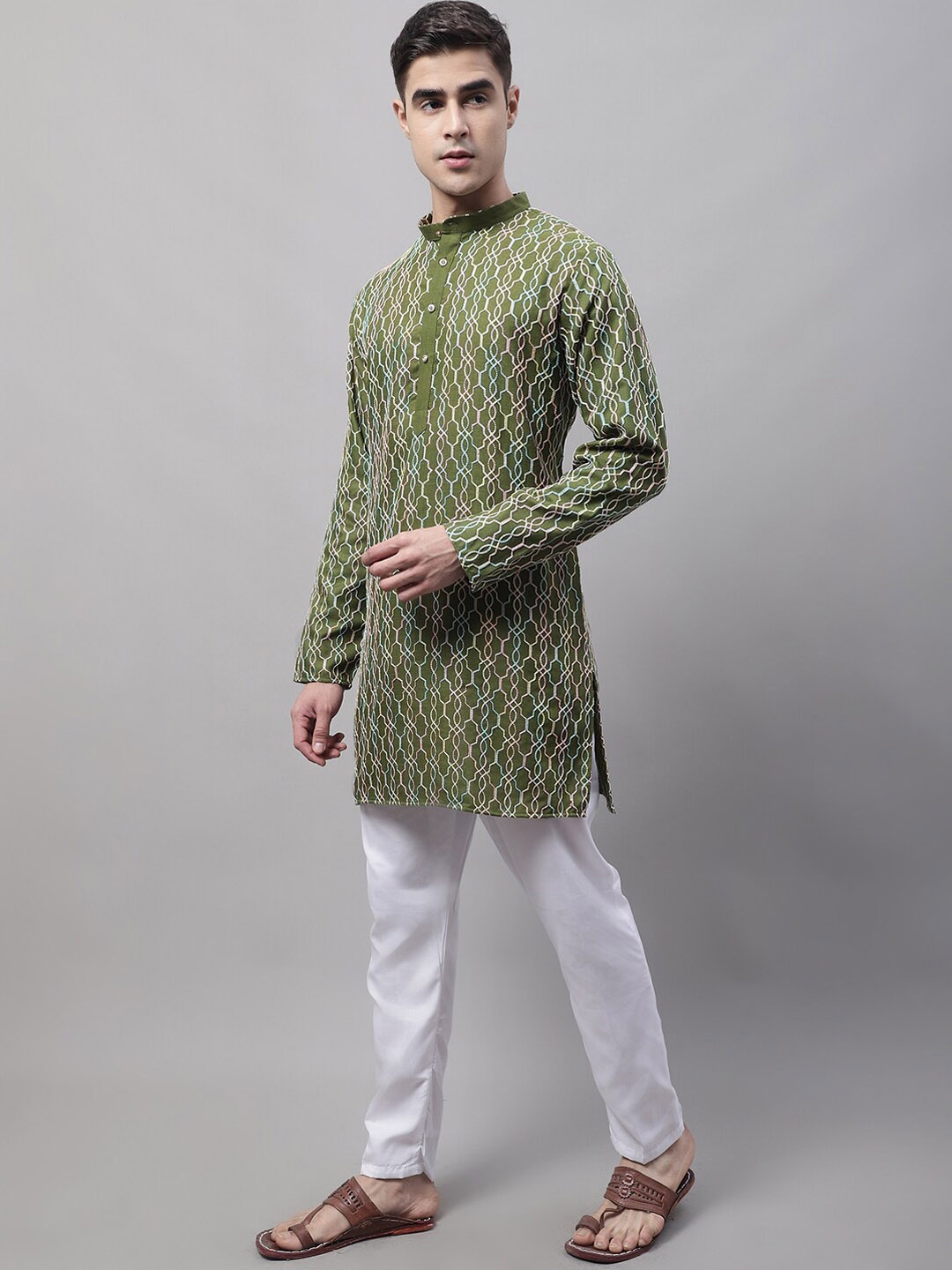 

Jompers Men Embroidered Pure Cotton Kurta With Pyjamas, Olive