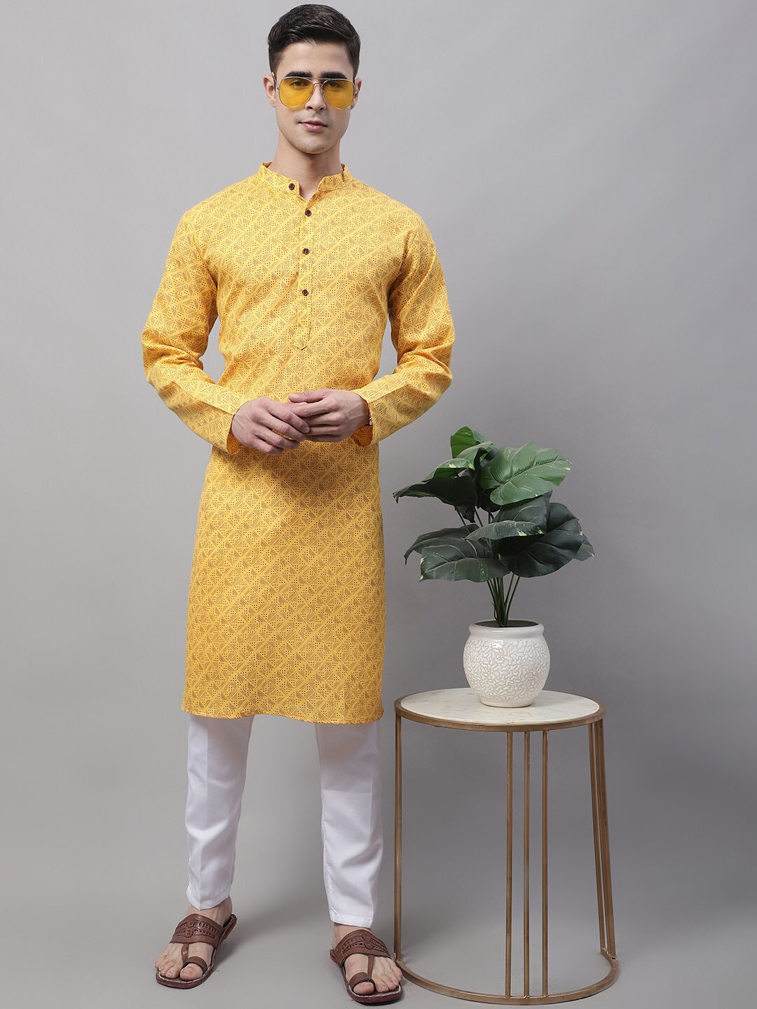 

Jompers Men Printed Pure Cotton Kurta with Pyjamas, Yellow