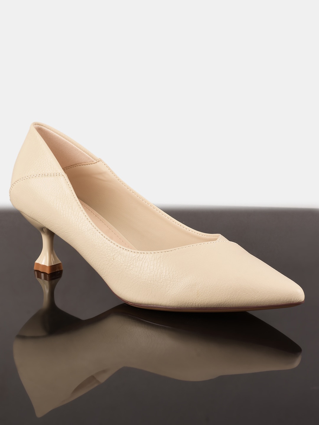 

BuckleUp Textured Pointed Toe Kitten Pumps, Peach