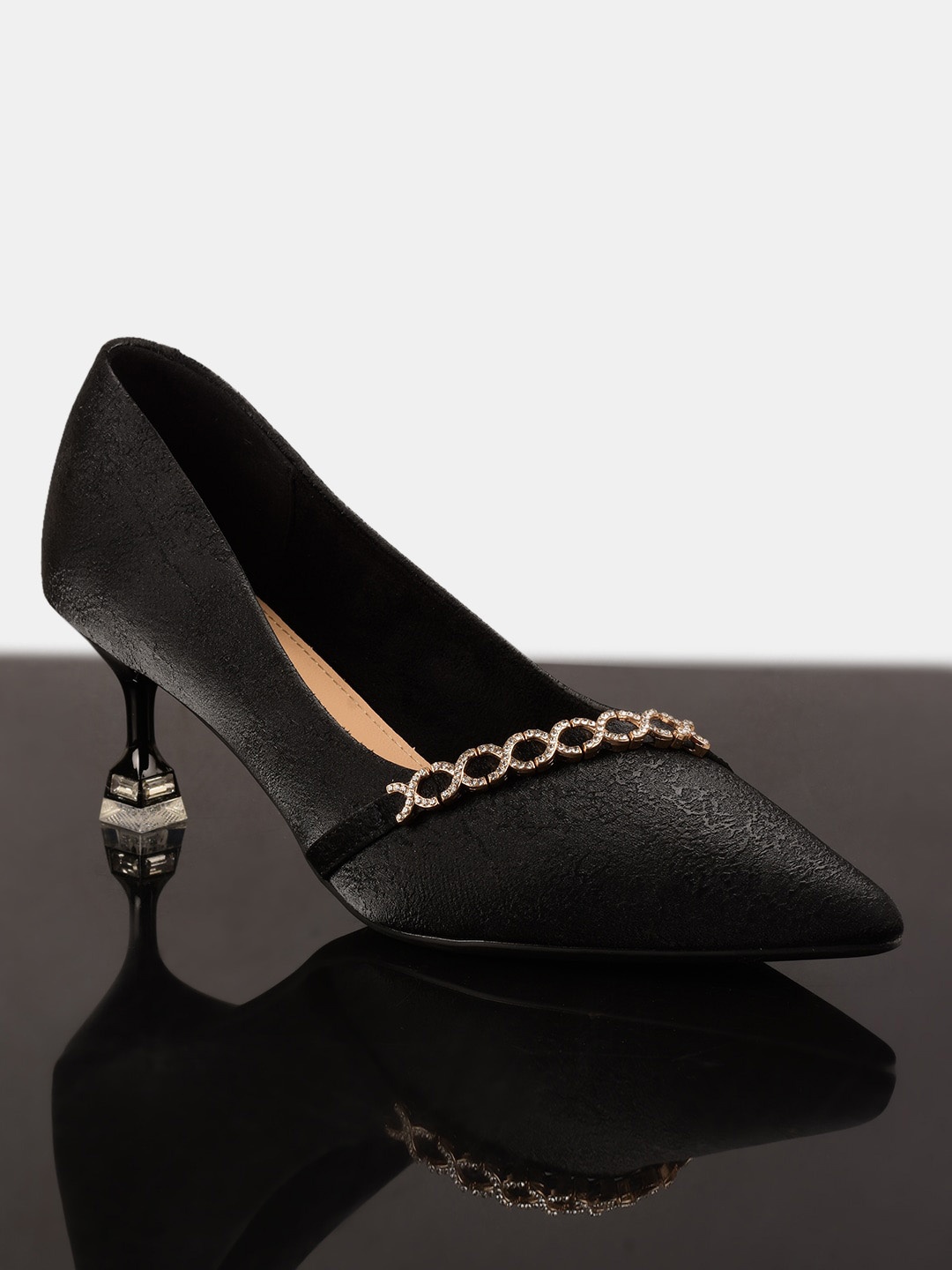 

BuckleUp Textured Kitten Pumps, Black