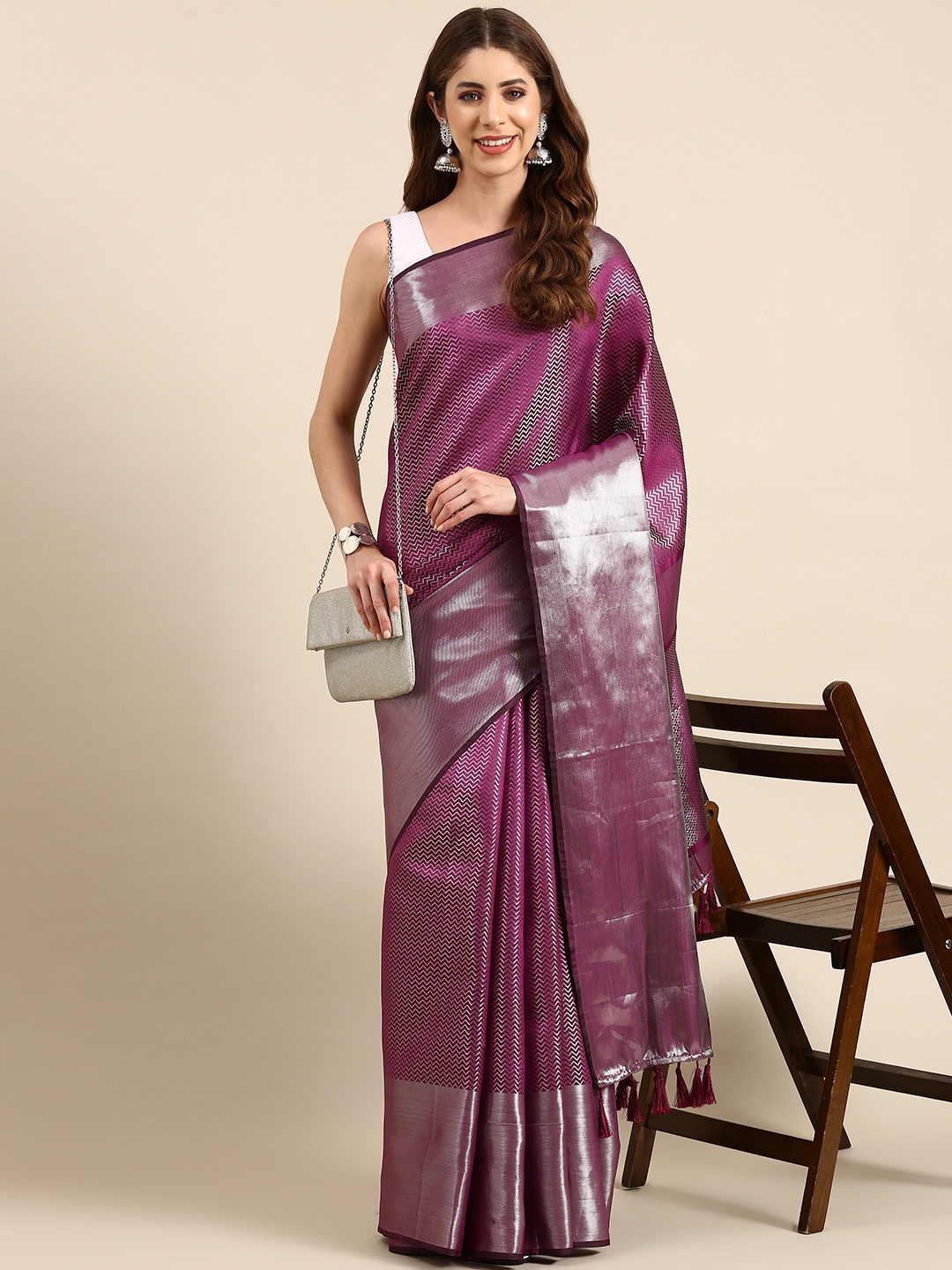 

Mitera Woven Design Zari Silk Blend Kanjeevaram Saree, Purple