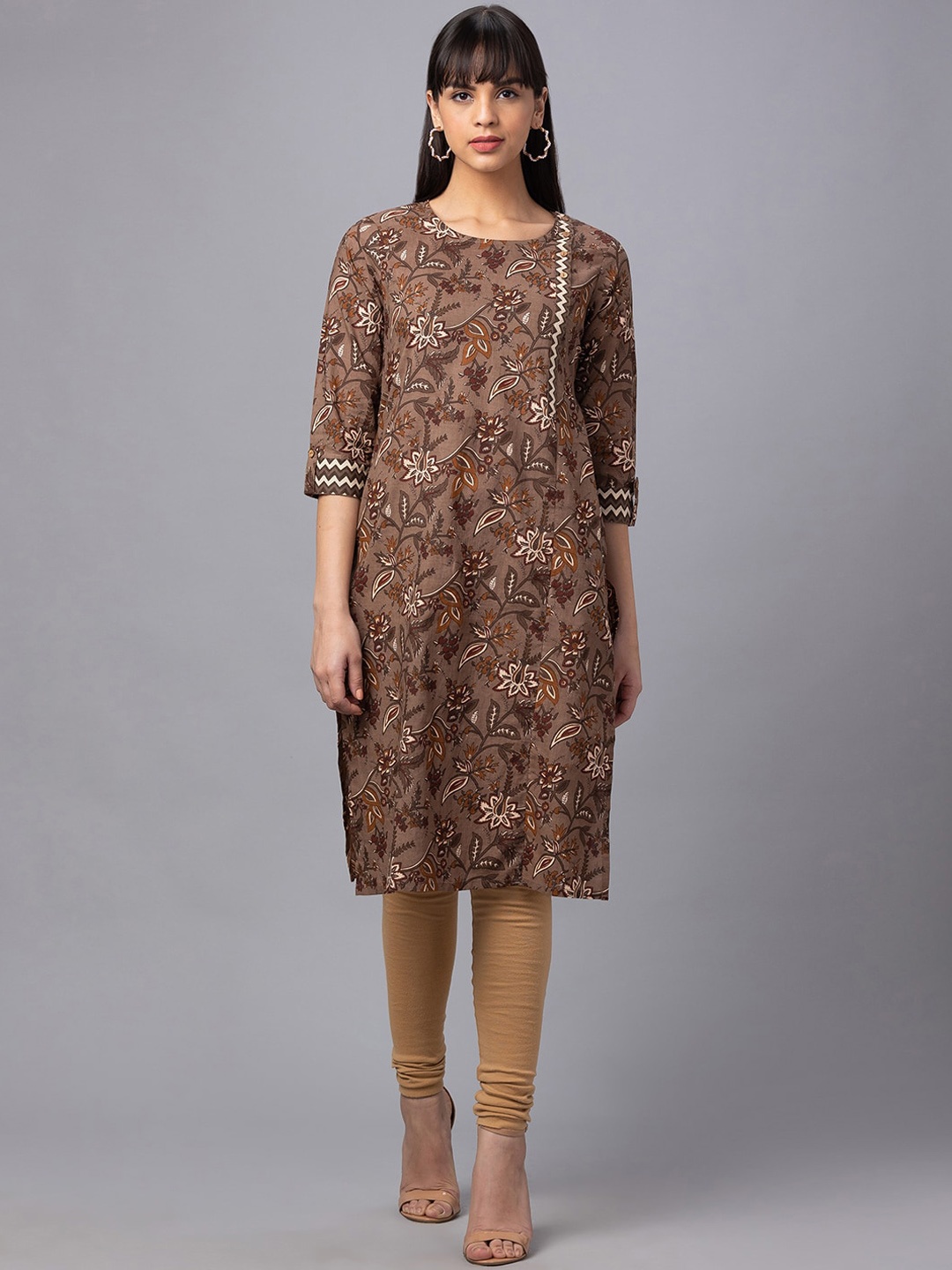 

Globus Women Floral Printed Round Neck Pure Cotton Straight Kurta, Brown