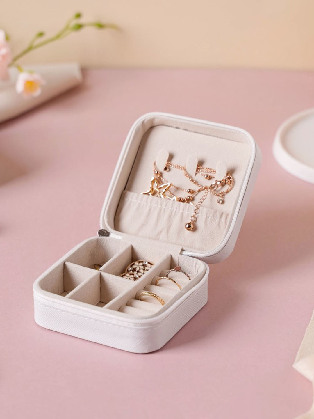 

Nestasia White Mini Jewellery Storage Box