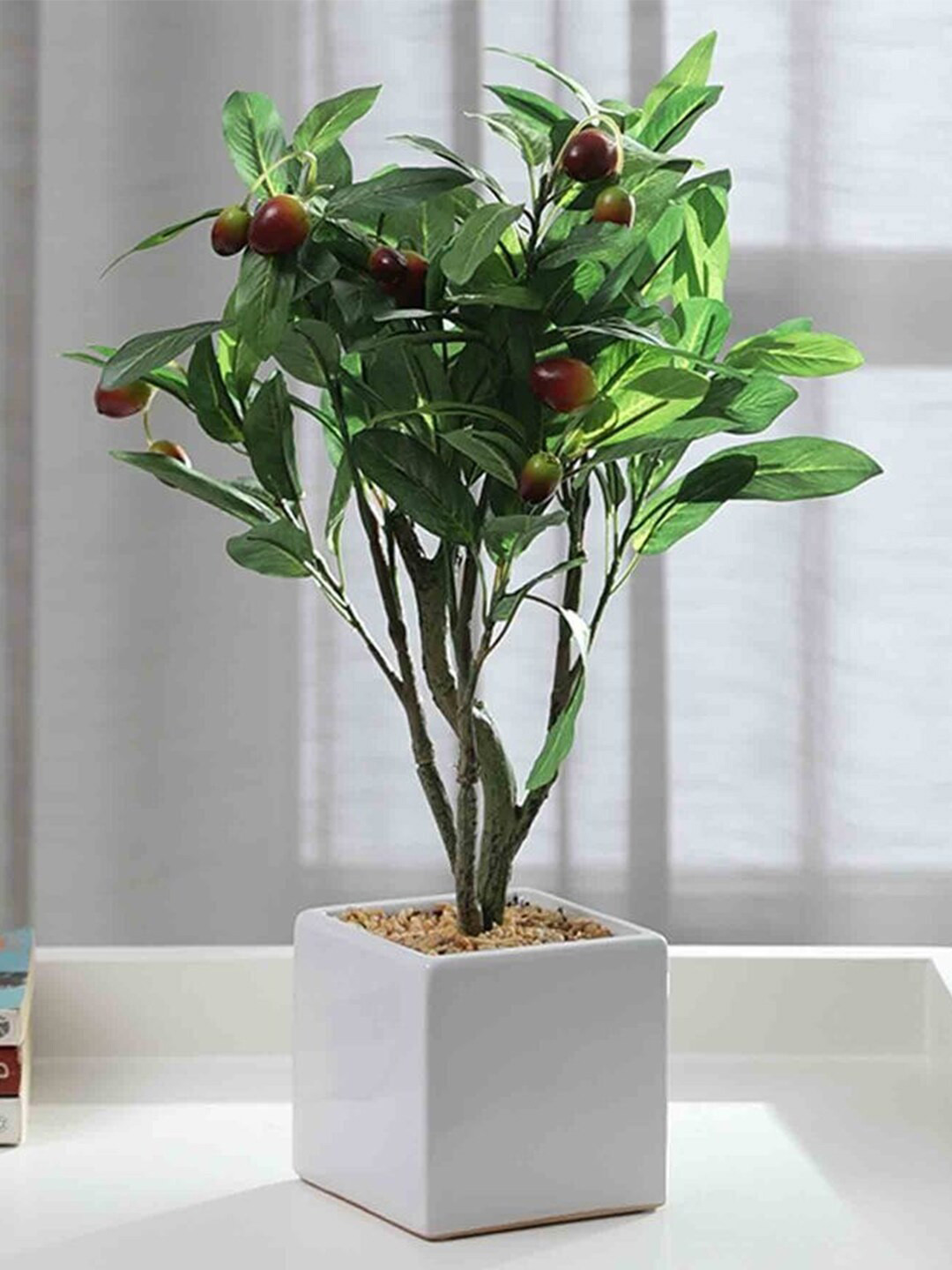 

Fourwalls Green Artificial Holly With Pot