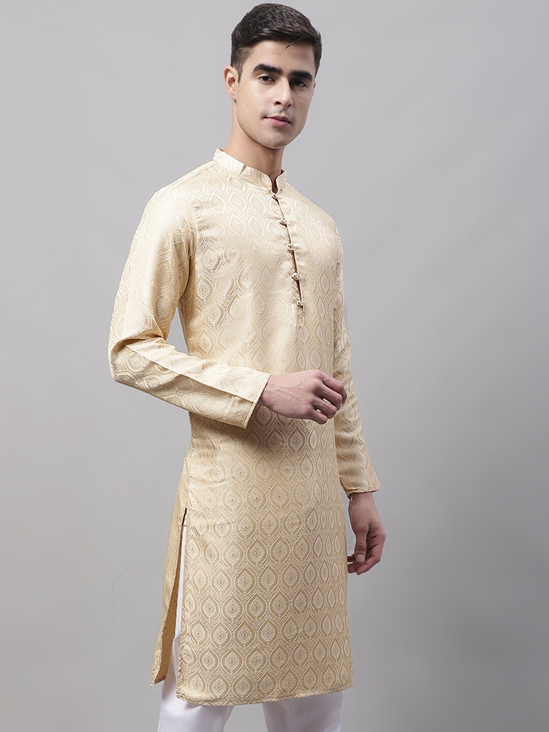 

Jompers Men Ethnic Motif Woven Design Kurta, Beige