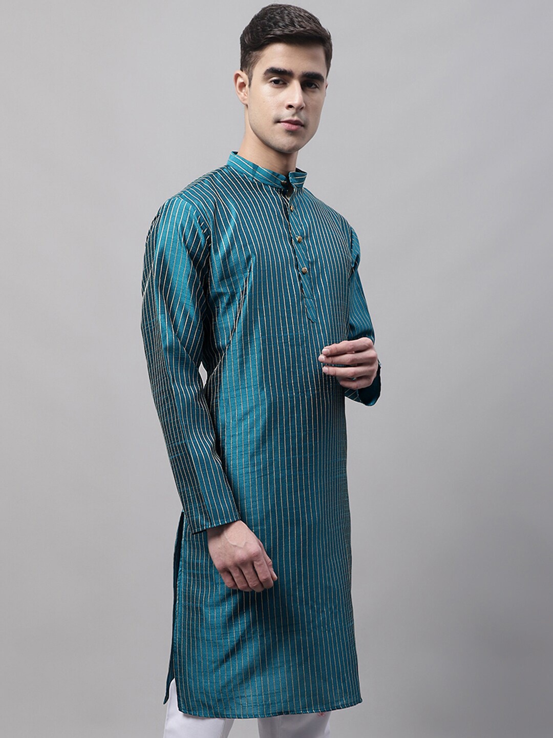 

Jompers Men Embroidered Thread Work Kurta With Churidar, Blue