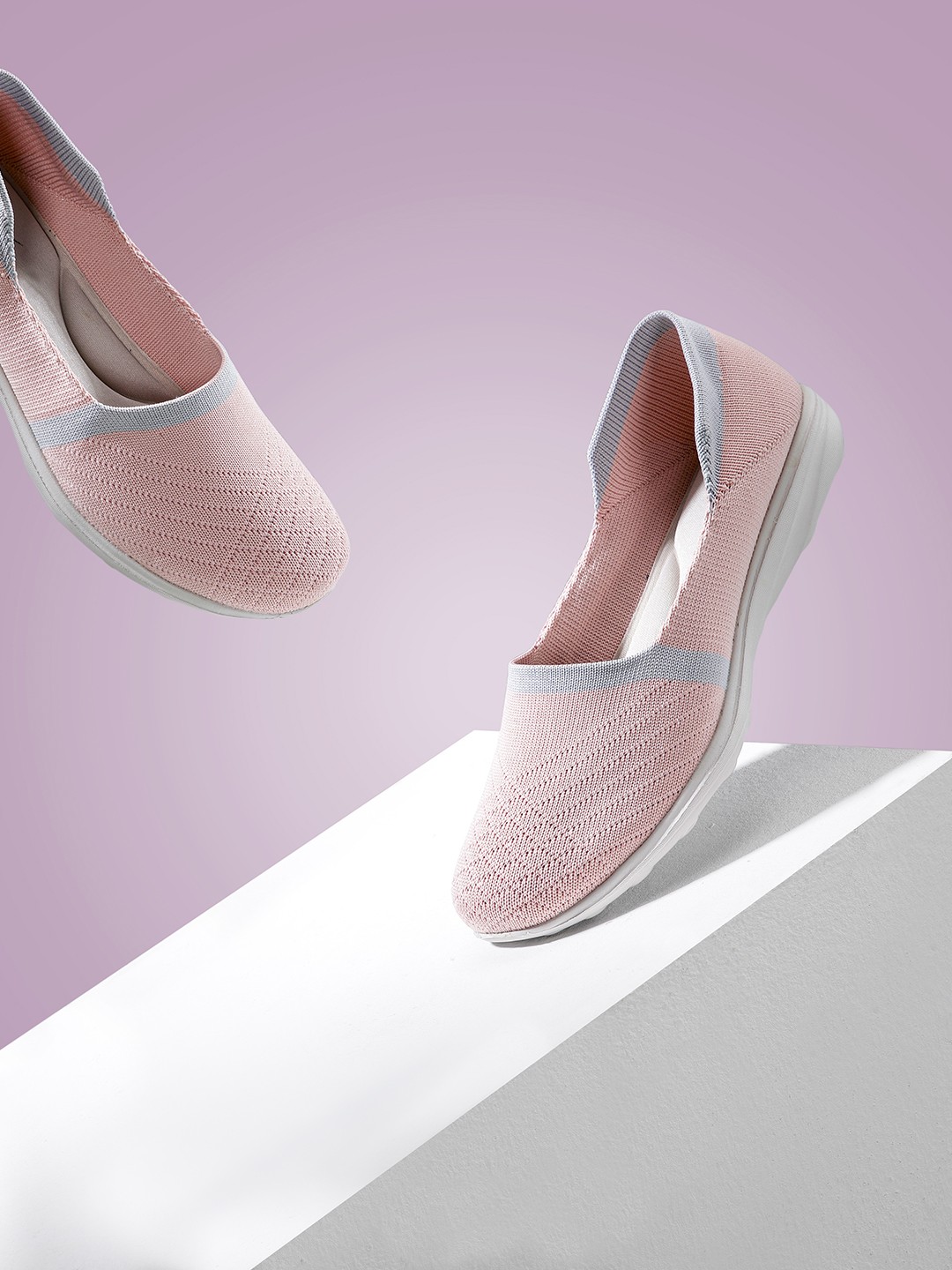 

HRX by Hrithik Roshan Women Woven Design Walking Shoes, Peach