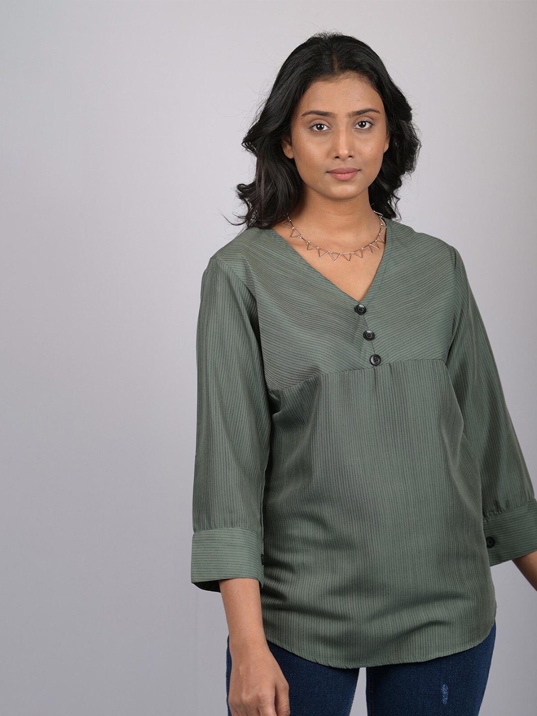 

OWO THE LABEL V-Neck Striped Top, Green