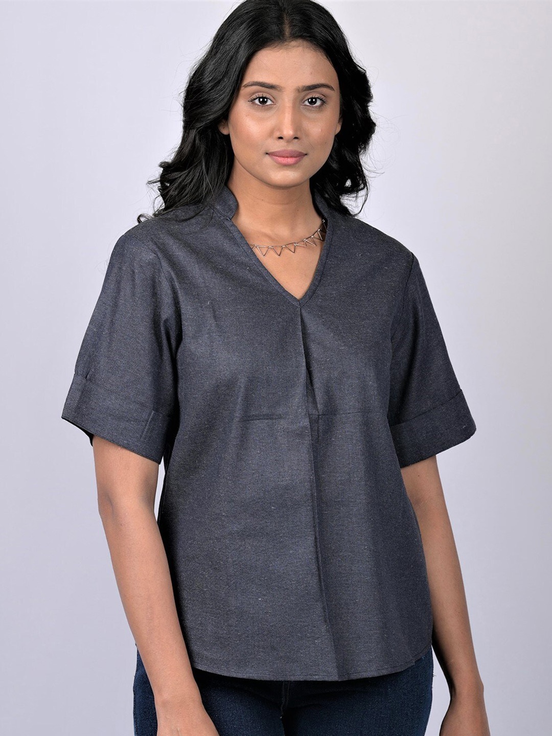 

OWO THE LABEL V-Neck Regular Top, Grey