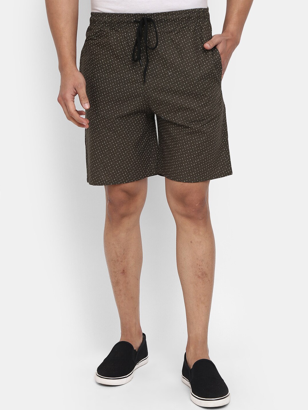 

V-Mart Men Printed Cotton Shorts, Olive