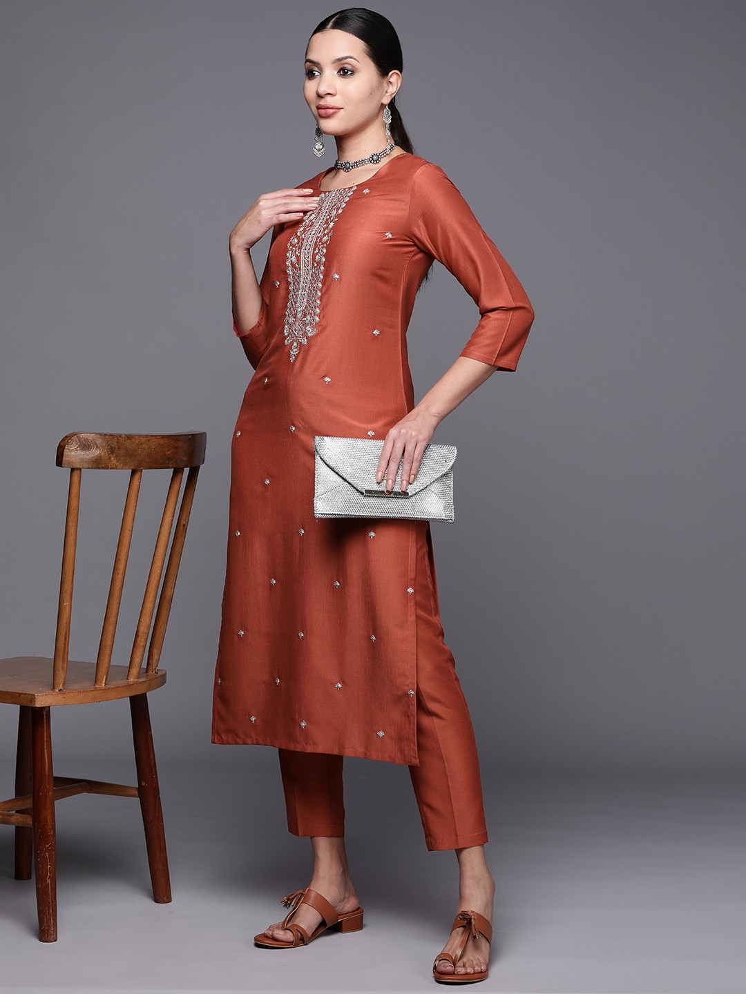 

MASSTANI BY INDDUS Women Ethnic Motifs Yoke Design Kurta With Trousers, Rust