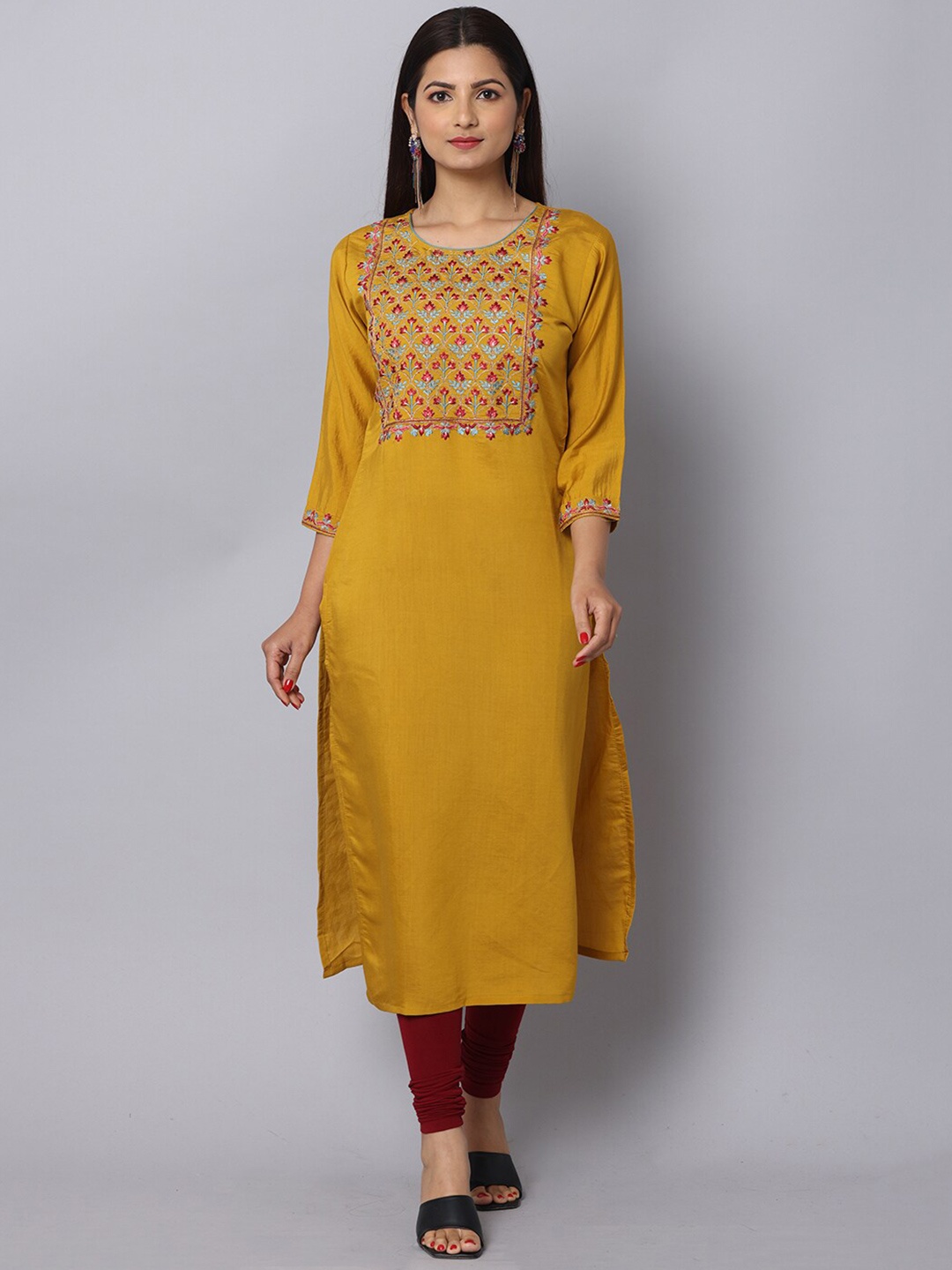 

NAYRA Women Floral Embroidered Georgette Kurta, Mustard