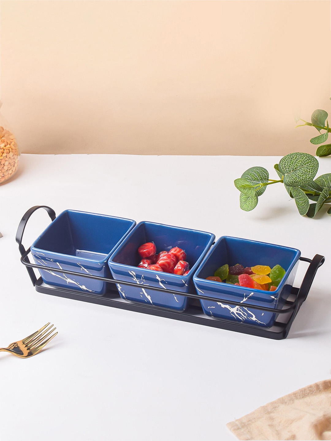 

Nestasia Blue 4 Pieces Printed Ceramic Glossy Bowls With A Tray-200ml Each