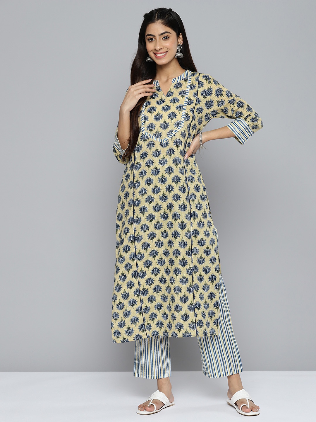

HERE&NOW Ethnic Motifs Printed Pure Cotton Kurta with Palazzos, Beige
