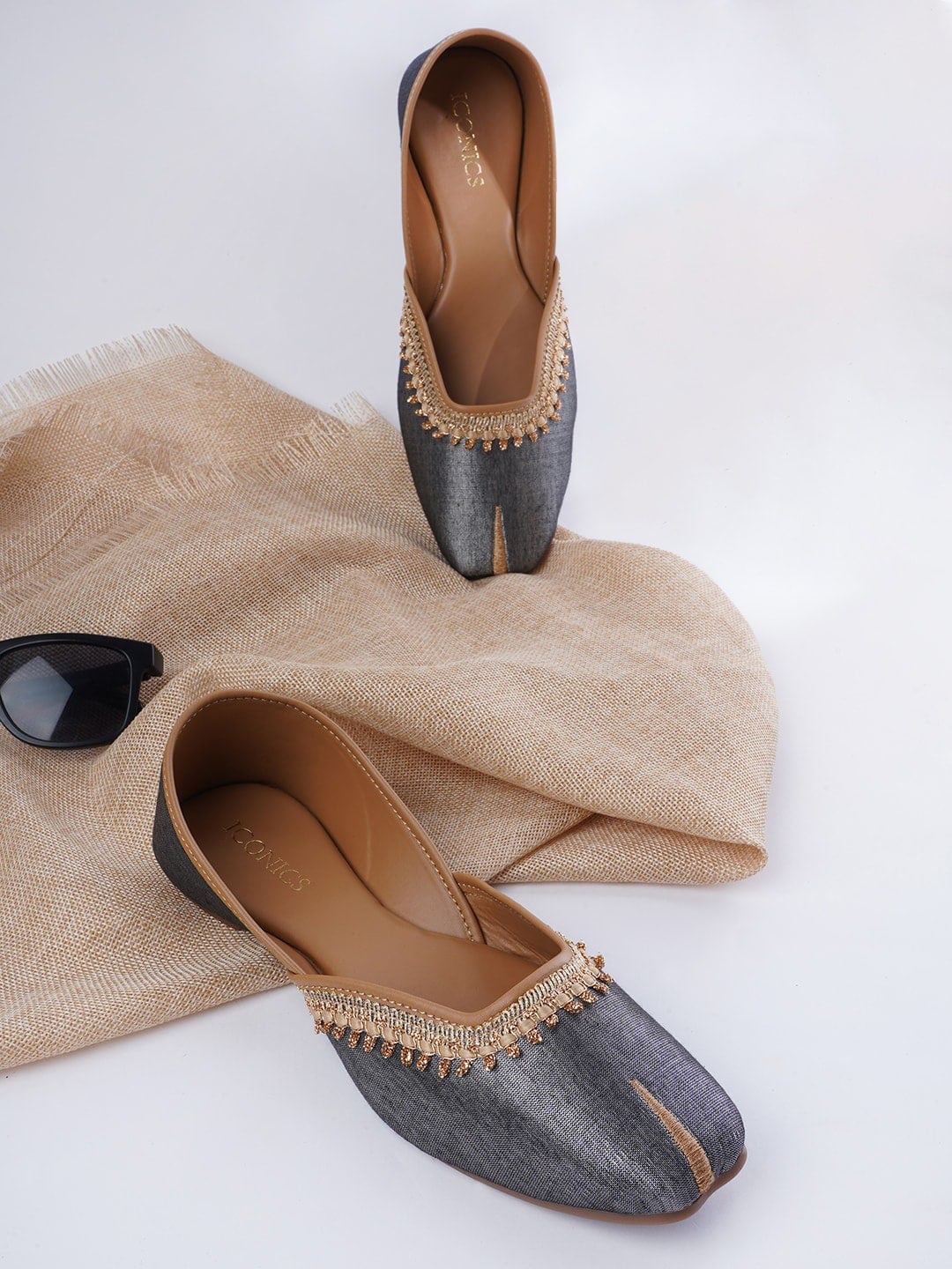 

ICONICS Women Grey Embellished Leather Ethnic Mojaris Flats