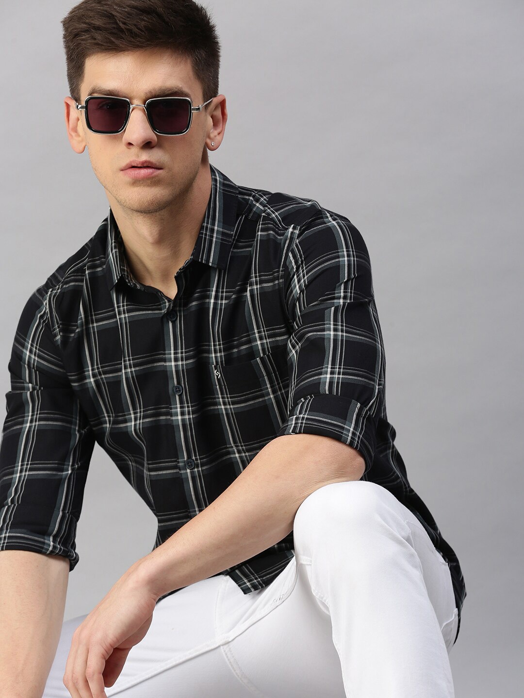 

Classic Polo Men Slim Fit Tartan Checks Checked Casual Shirt, Navy blue
