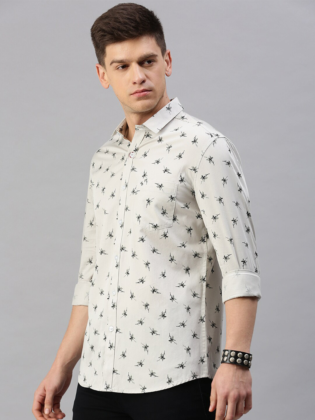 

Classic Polo Men Slim Fit Printed Cotton Casual Shirt, Cream