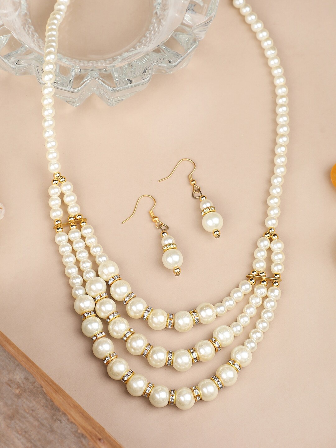 

ANIKAS CREATION Gold-Plated Stone-Studded Pearl Beaded Jewellery Set
