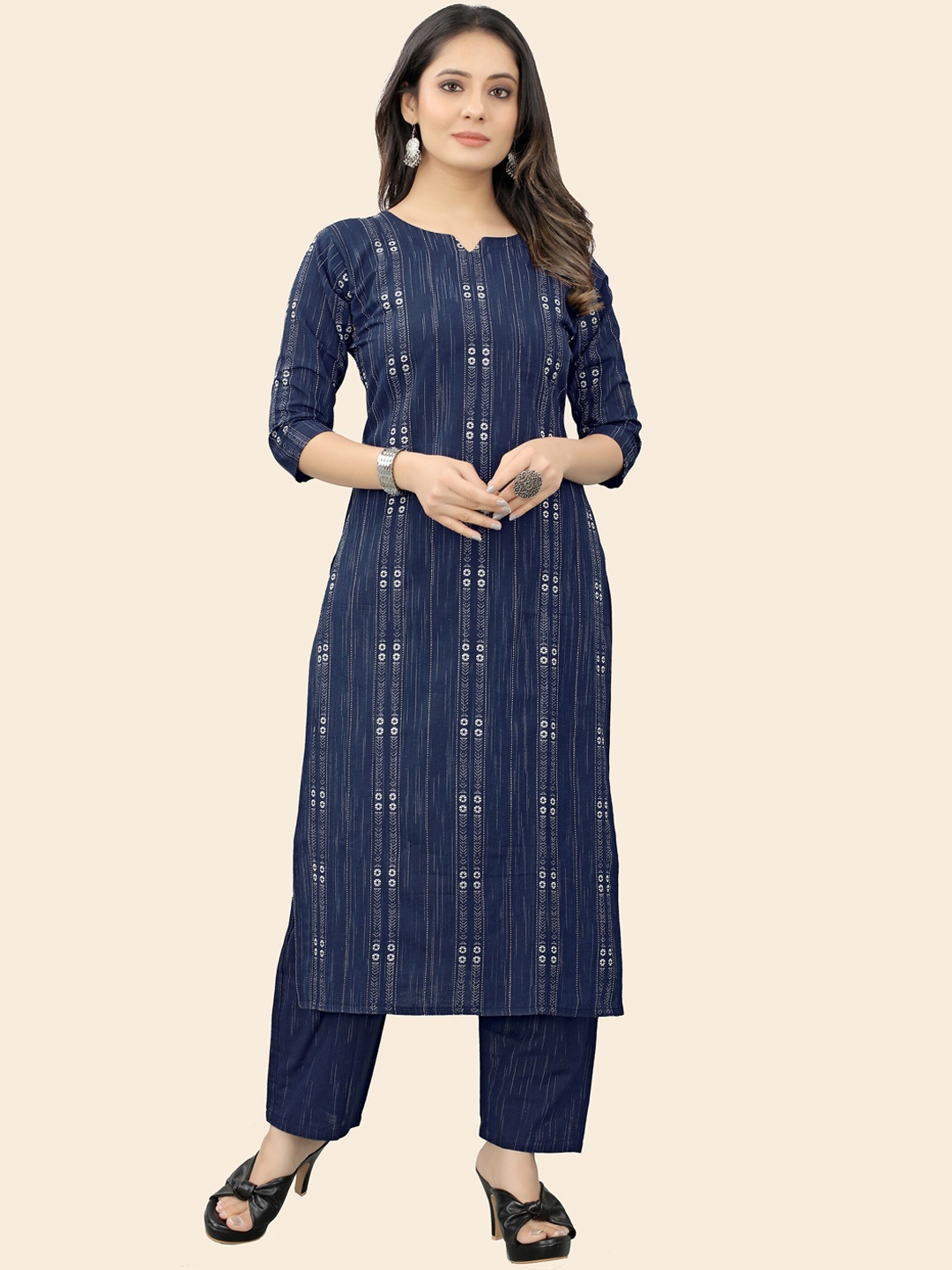 

KALINI Women Floral Printed Pure Cotton Kurta With Palazzos, Navy blue