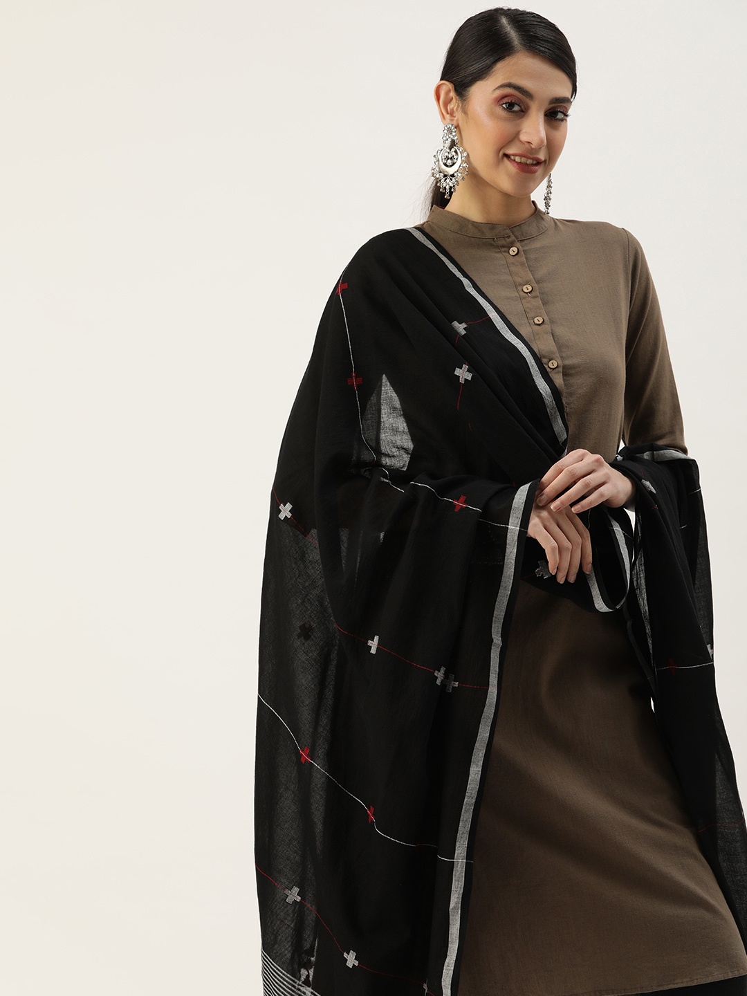 

ArtEastri Geometric Woven Design Pure Cotton Dupatta, Black
